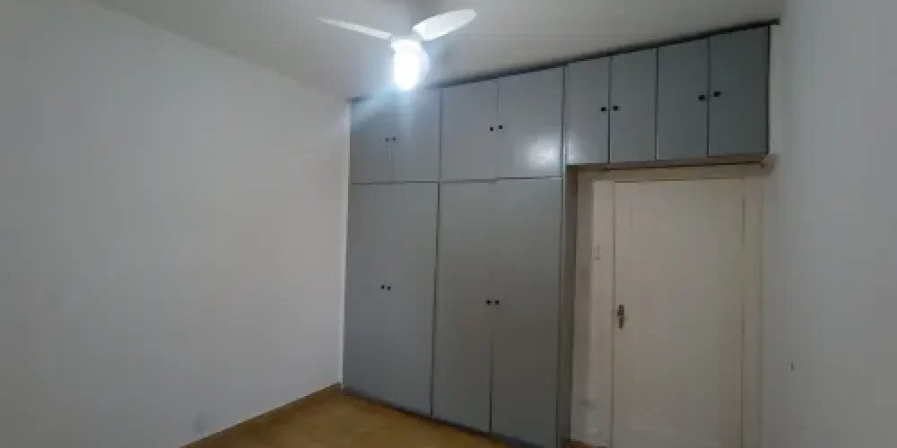 815665567619307